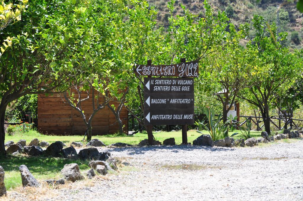 Glamping Alcantara Motta Camastra Exterior foto